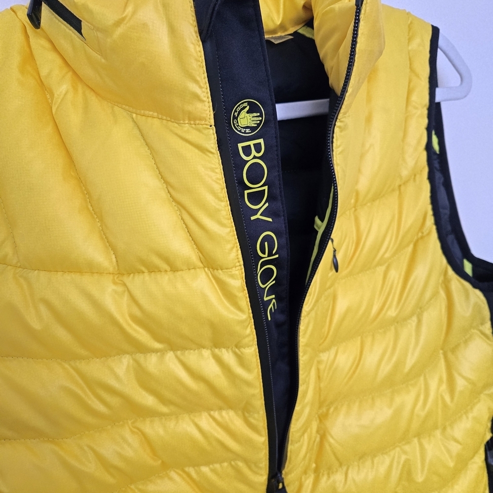 Body Glove Yellow and Black Men's Down Puffer Winter Vest Medium - Picture 2 of 8